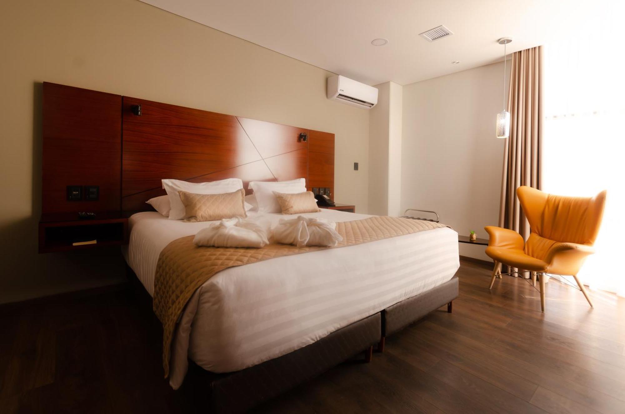 Hotel Mitru Sur La Paz Kültér fotó